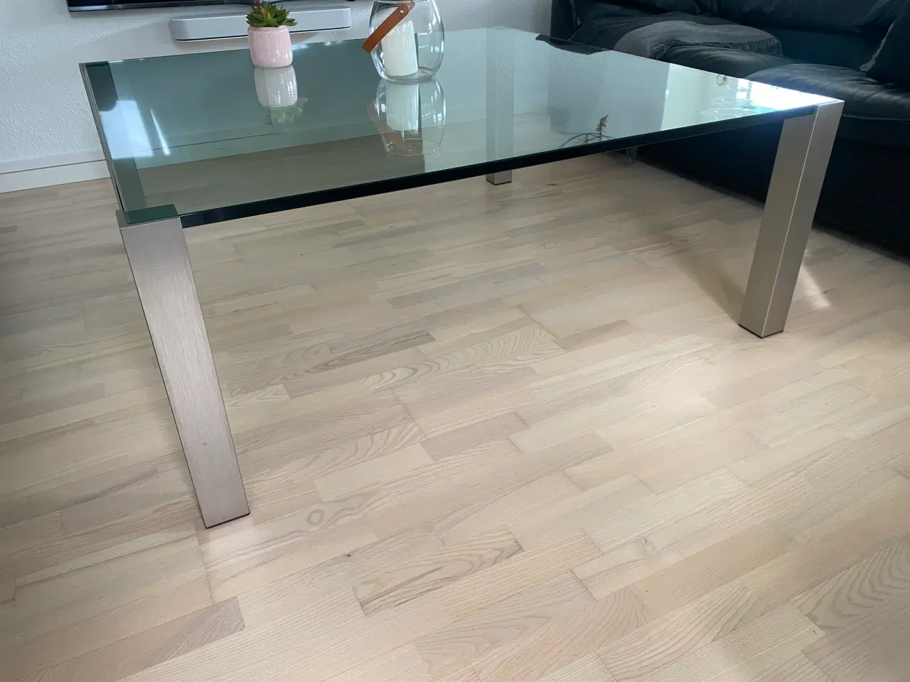 Billede 1 - Sofabord glas 2 cm tyk glas flot og tidløs