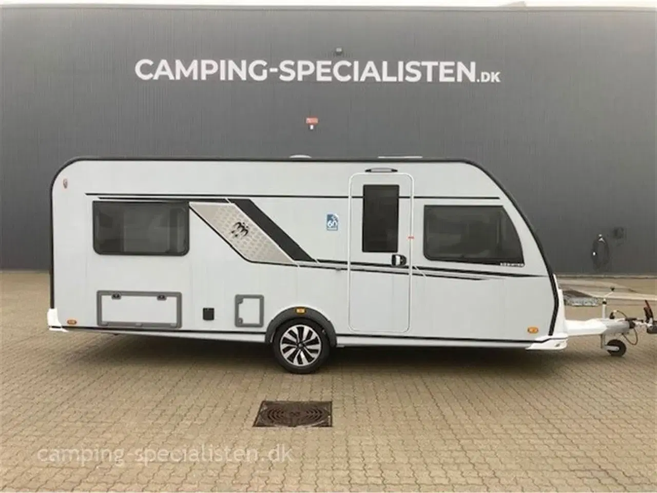 Billede 1 - 2023 - Knaus Sudwind 540 UE 60 Years   En flot Knaus Südwind 540 UE model 2023 - kan nu ses  hos Camping-Specialisten.dk