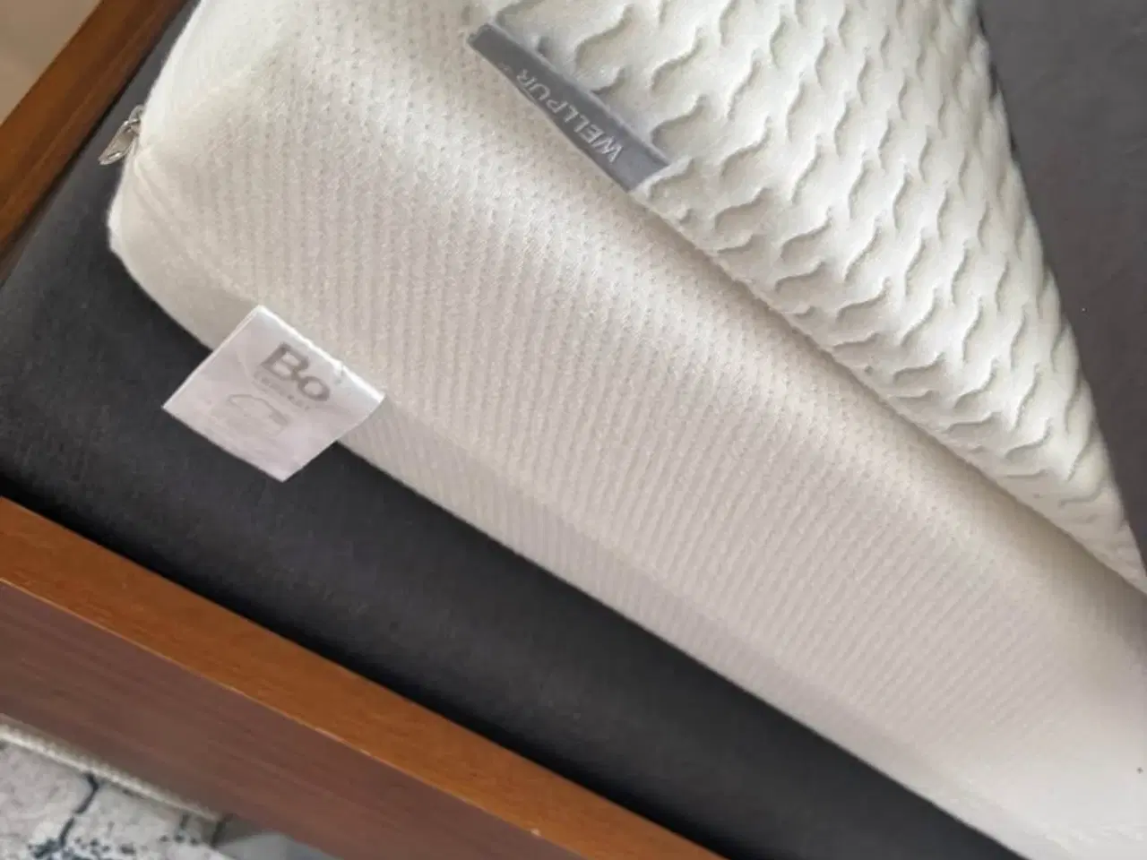 Billede 2 - Seng med stel