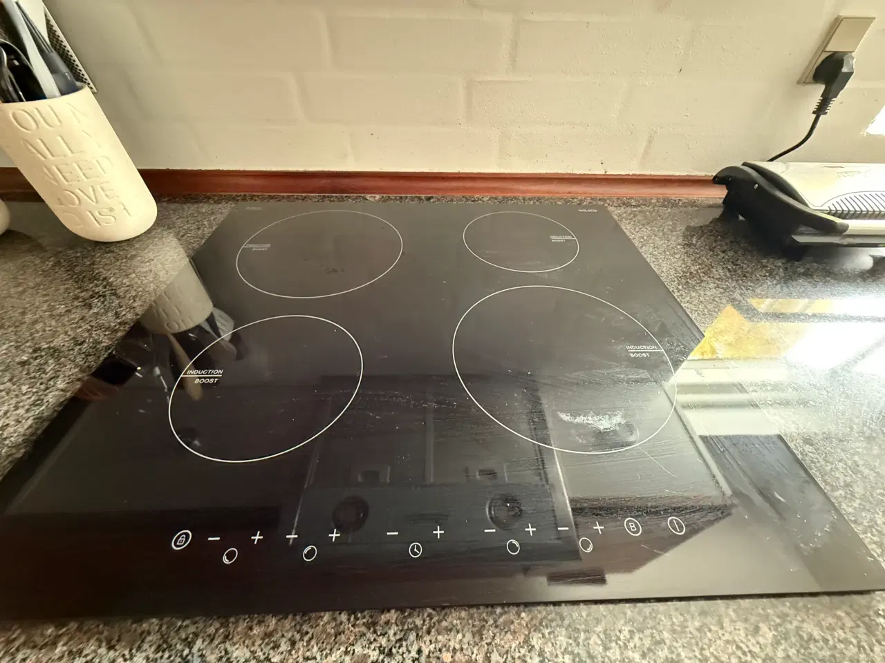 Billede 4 - Uniform køkken