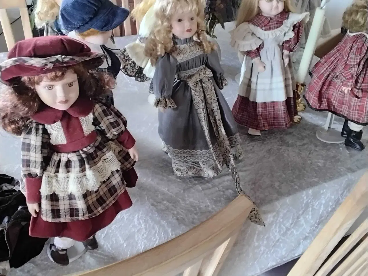 Billede 4 - Dukker  rigtigt mange fine 