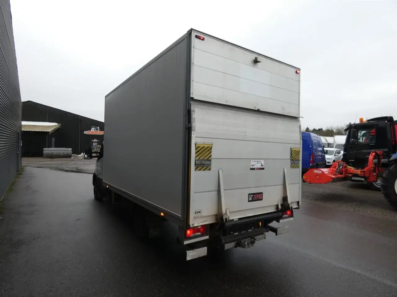 Billede 7 - Iveco Daily 35S16 3750mm 2,3 D m/Alukasse med lift Hi-Matic 156HK Ladv./Chas. 8g Aut.