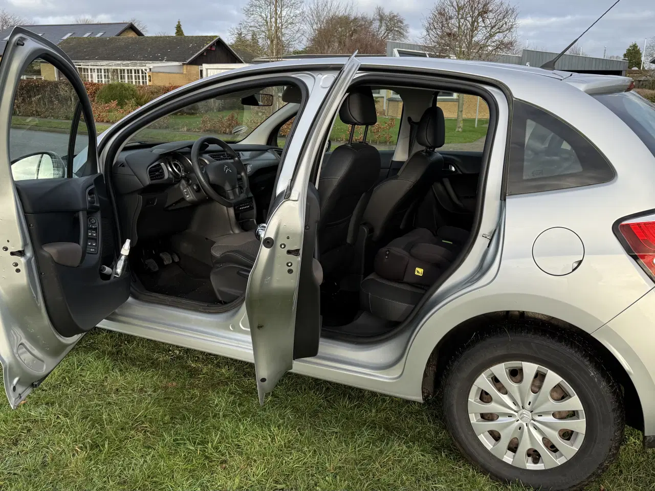 Billede 1 - Citroën C3 1.2 PureTech Seduction Upgrade – Velhol