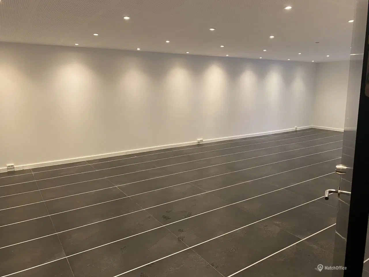 Billede 10 - Yderst indbydende lager med gulvvarme - Ring for mere info👍🏼