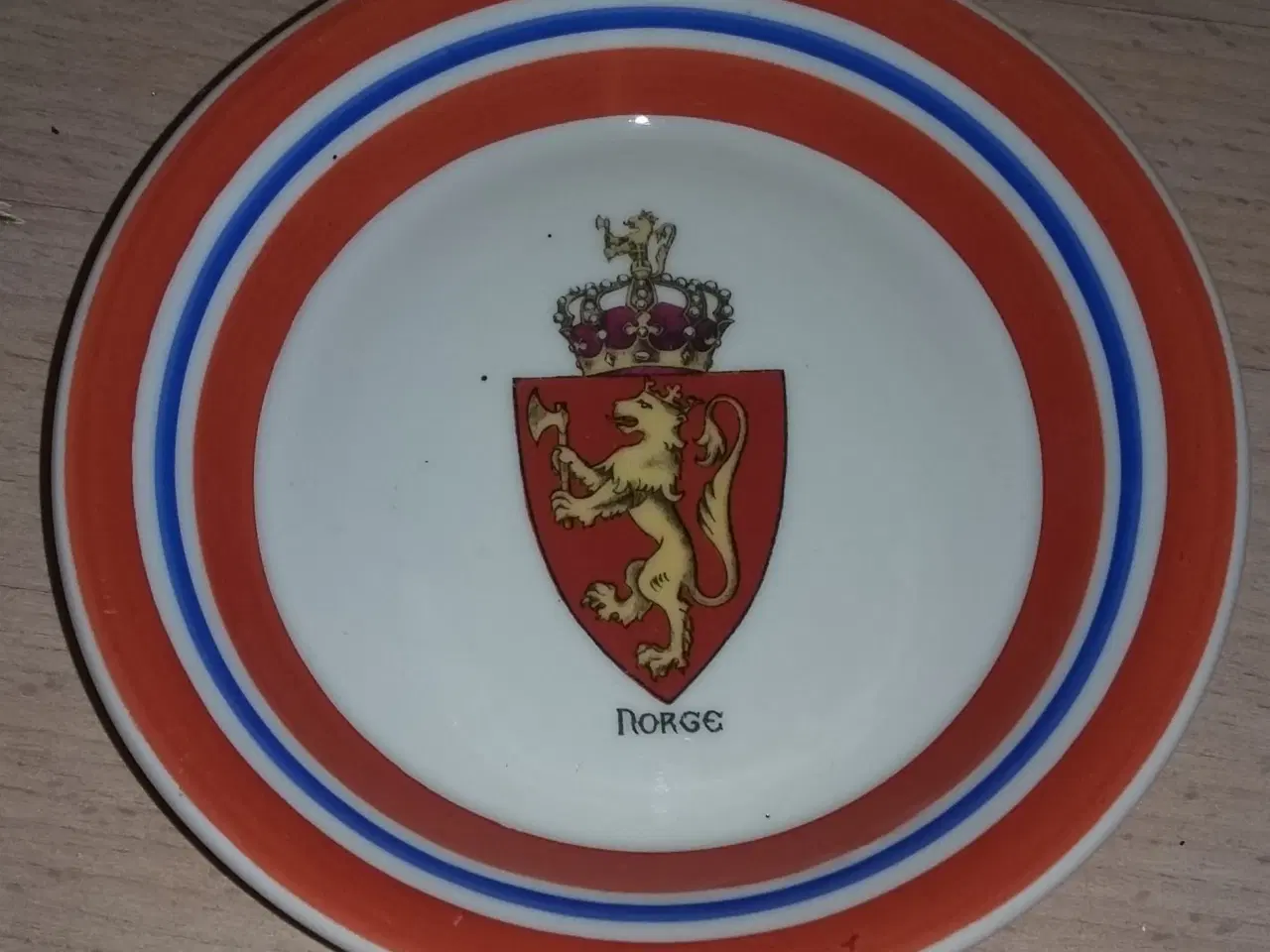 Billede 1 - PORSGRUNN, ASKEBÆGRE/PLATTE