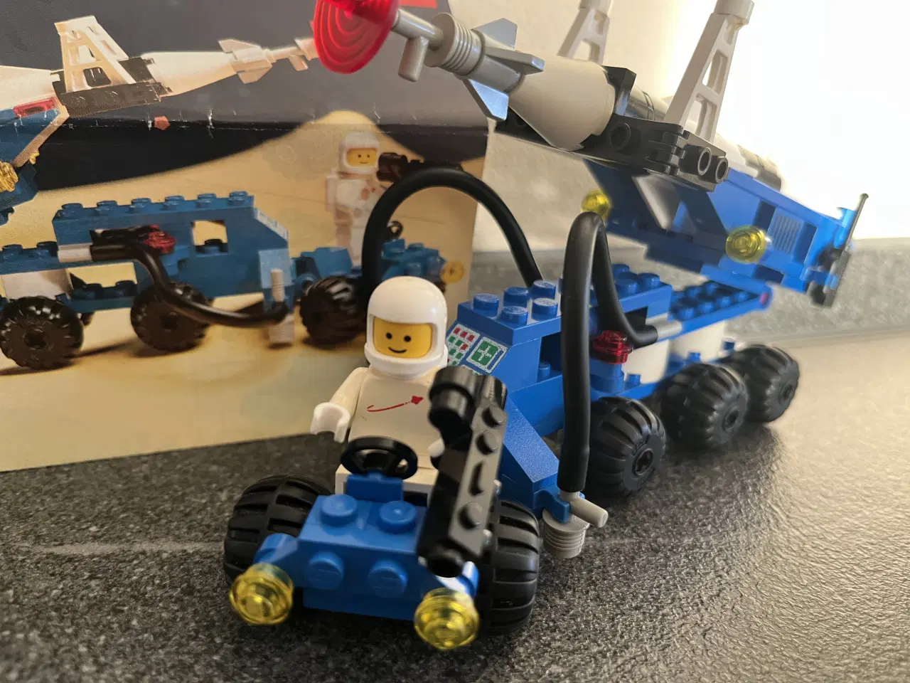 Billede 2 - Lego space 6881, Lunar rocket launcher