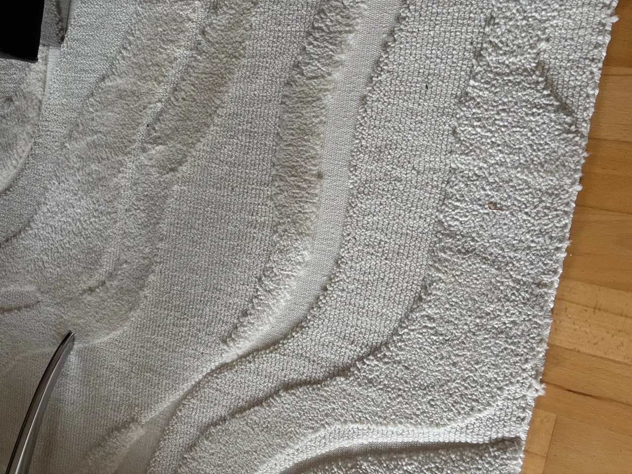 Billede 1 - Næsten nyt creme tæppe 140 x 200 cm