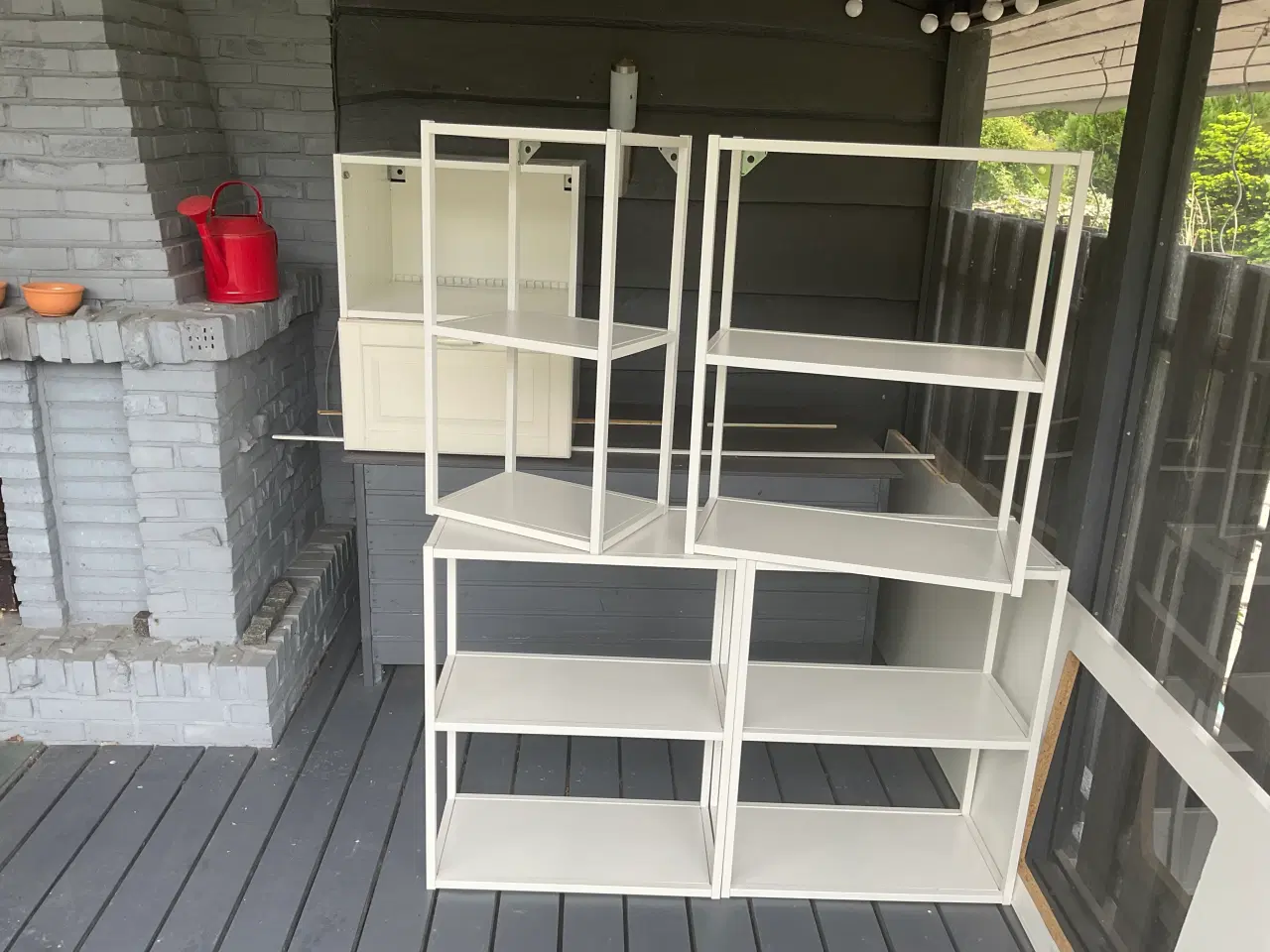 Billede 3 - Ikea skabe, skuffer, hylder og bordplade.