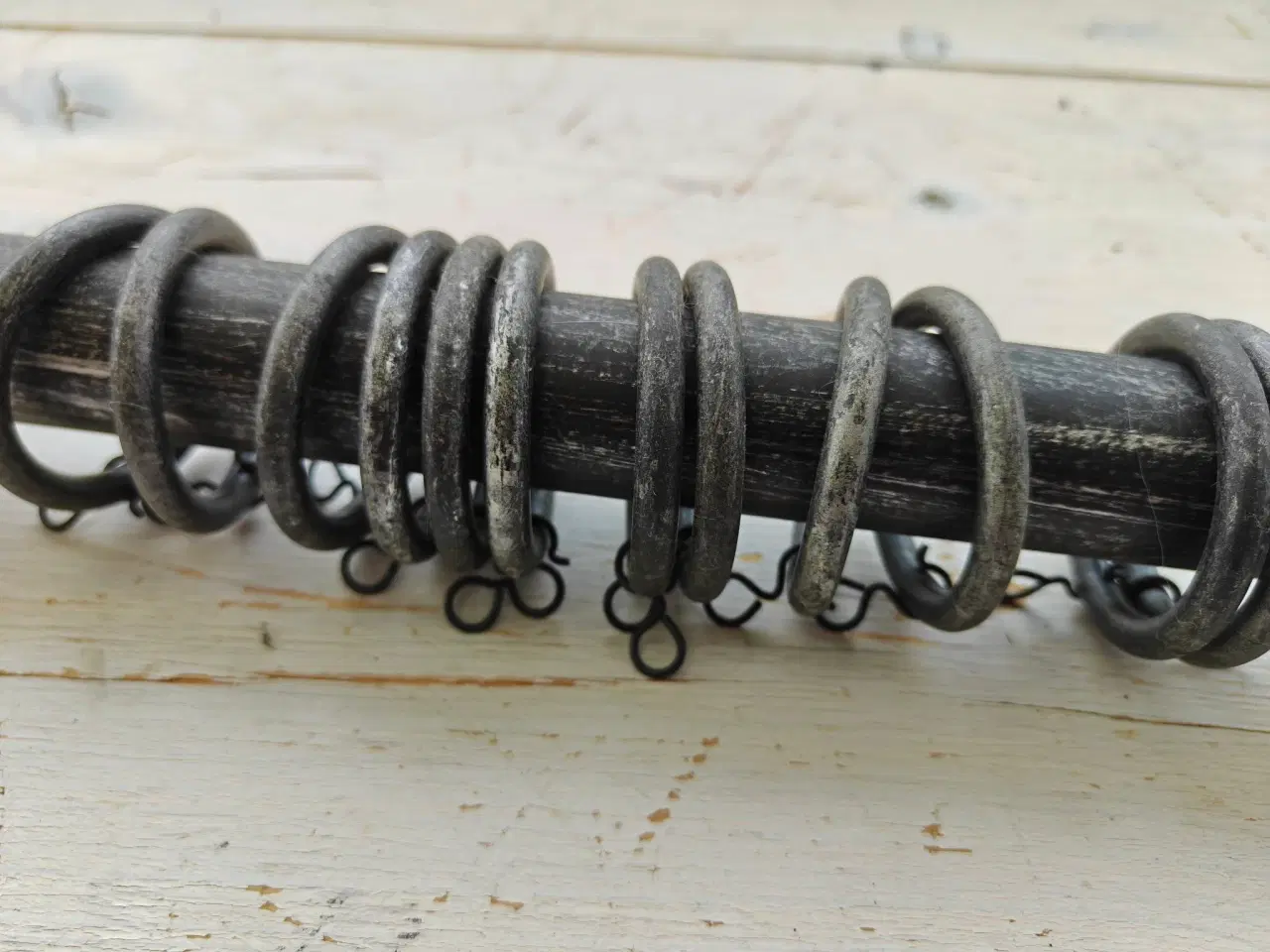 Billede 3 - Gardinstang med patina-look