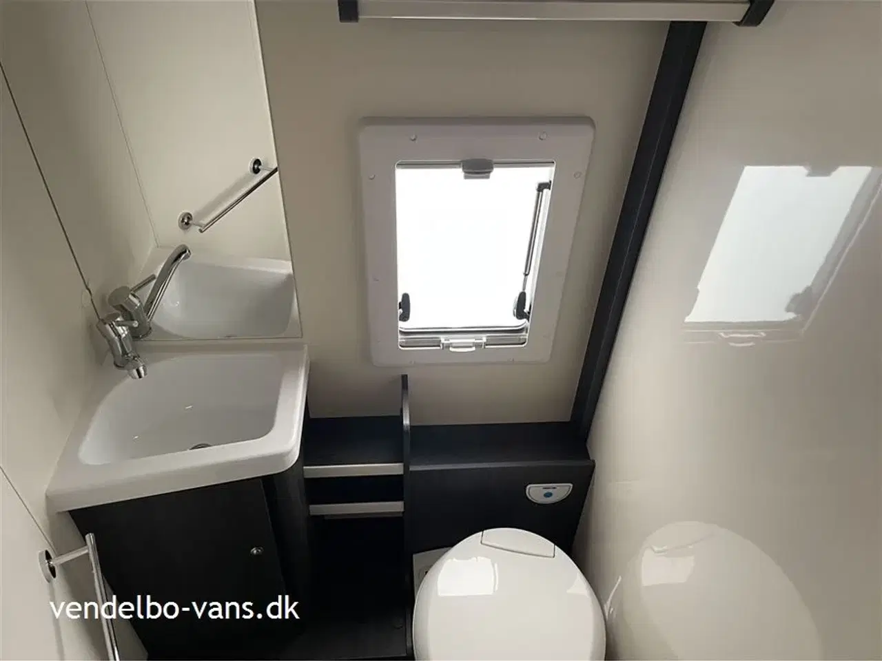 Billede 9 - 2026 - Rollerteam Kronos 287P Comfort Power Selekt   Egoistcamper med enkeltsenge og Face2Face siddegruppe