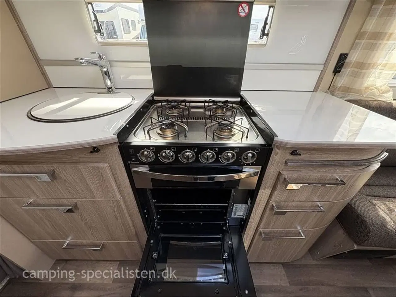 Billede 6 - 2016 - Kabe Royal 520 XL KS   Kabe Royal 520 XL KS 2016 - Se den nu hos Camping-Specialisten.dk