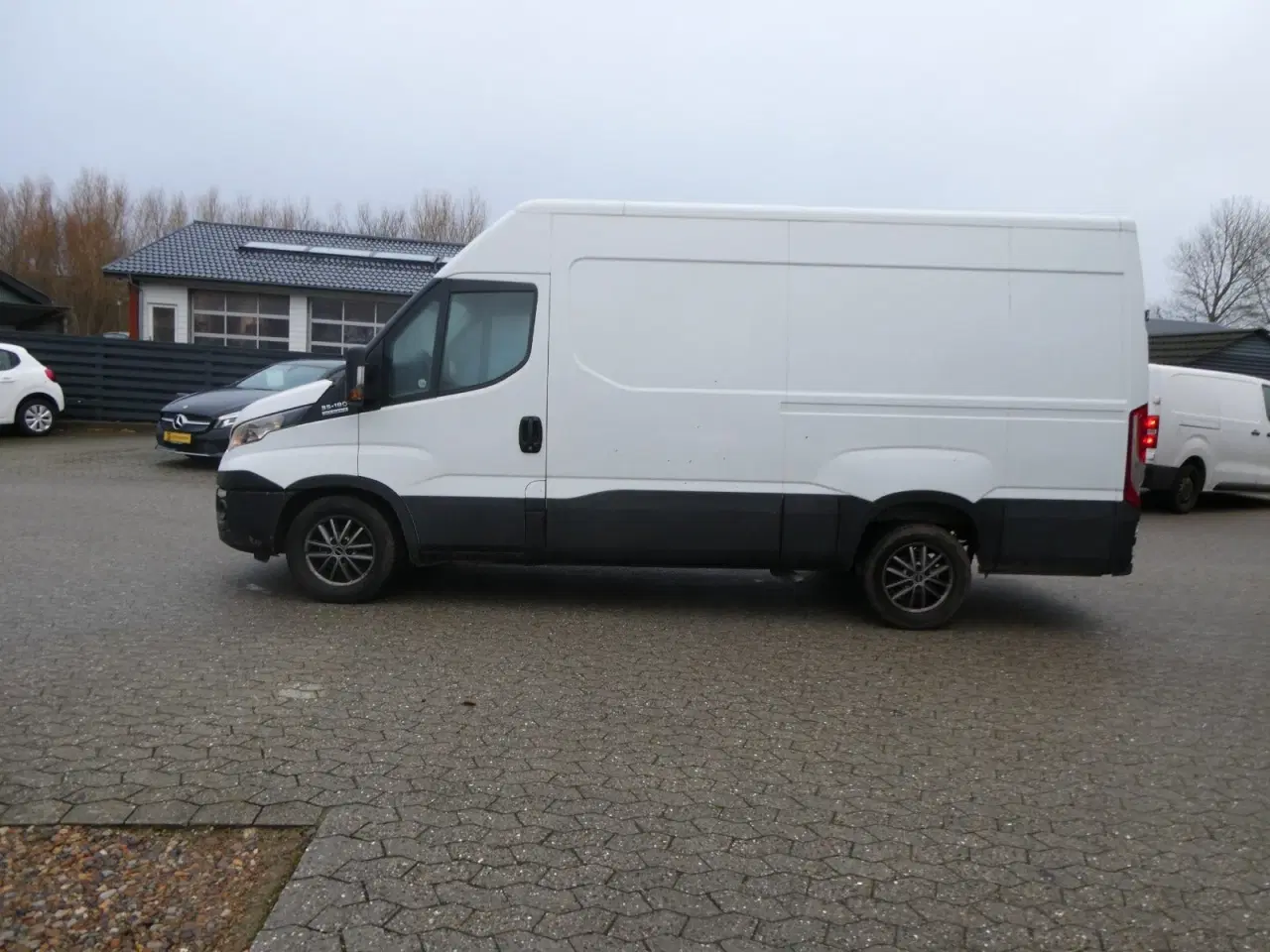 Billede 3 - Iveco Daily 3,0 35S18 12m³ Van AG8