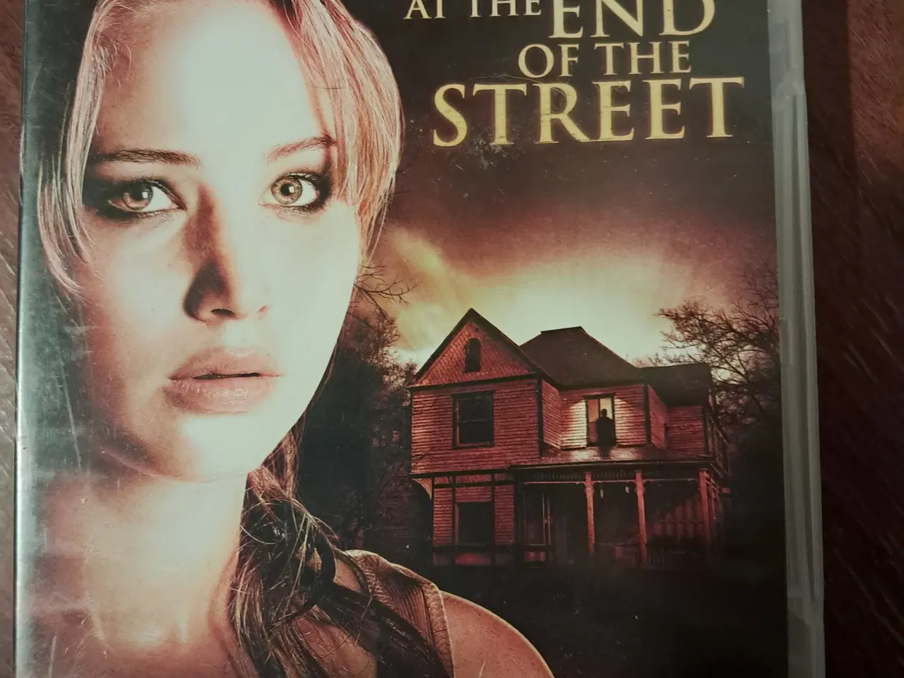 Billede 1 - House at the end of the street