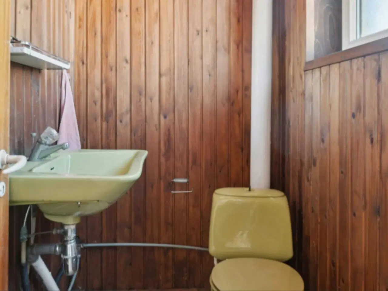 Billede 15 - Villa med Udstilling og værksted udlejes