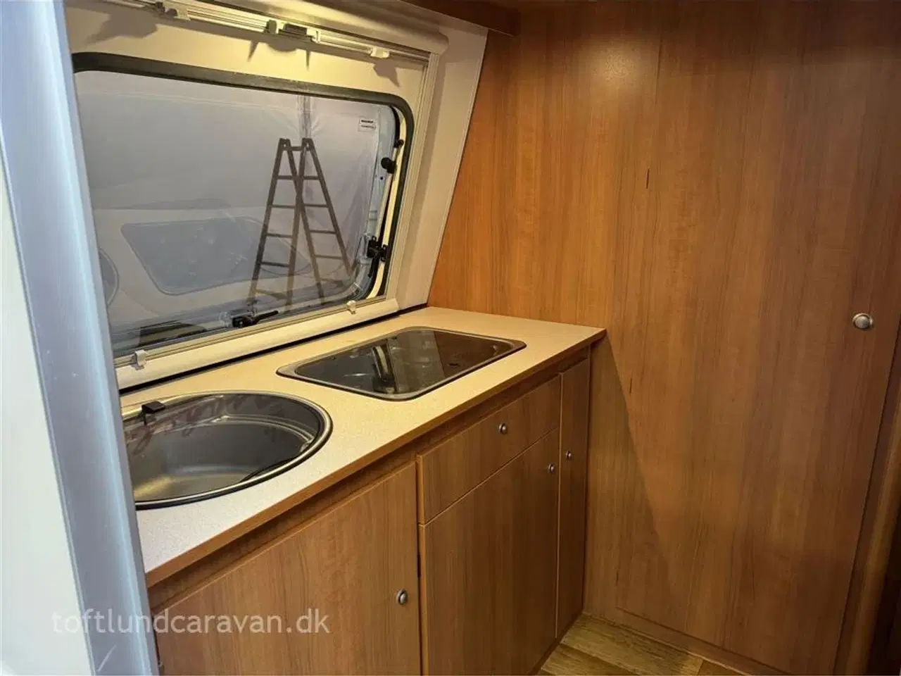 Billede 12 - 2018 - Vega 365 NT GT   DK s LETTESTE KUN 650 kg, 1 ejers, næsten som NY, sælges inkl. fortelt . TILBUD hvem kommer først ?