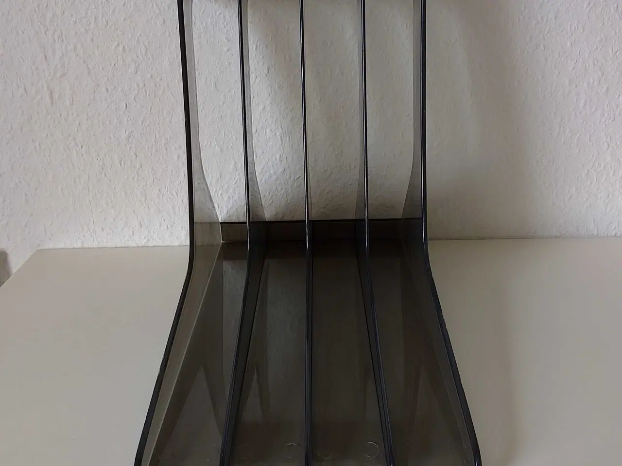 Billede 4 - LP holder røgfarvet akryl
