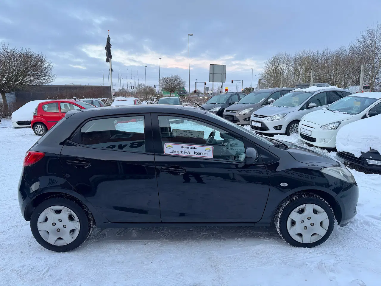 Billede 2 - Mazda 2 1.3 Nysyn Meget Pæn Kun kørt 179000km