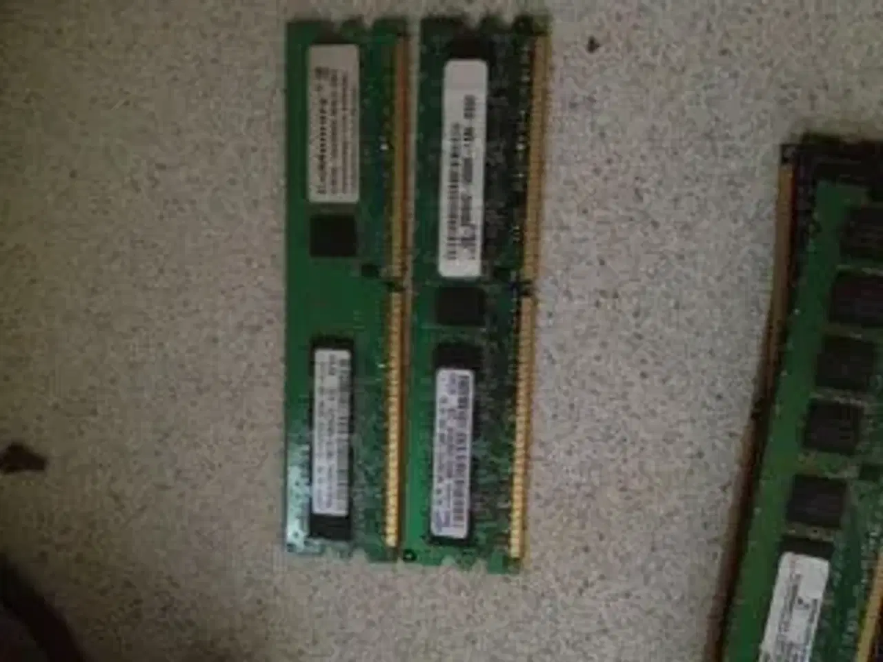 Billede 1 - 2x1GBSamsung DDR2 ram. 555mhz.