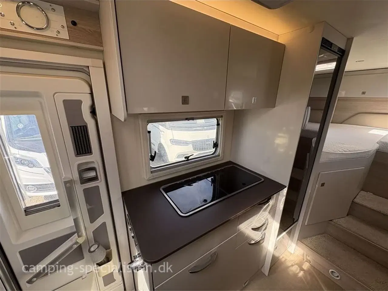 Billede 8 - 2023 - Bürstner Lineo T690 G   Bürstner Lineo T 690 G 2023 - Se den nu hos Camping-Specialisten.dk