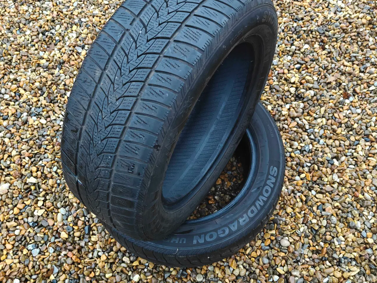 Billede 2 - Vinterdæk 205/55-16