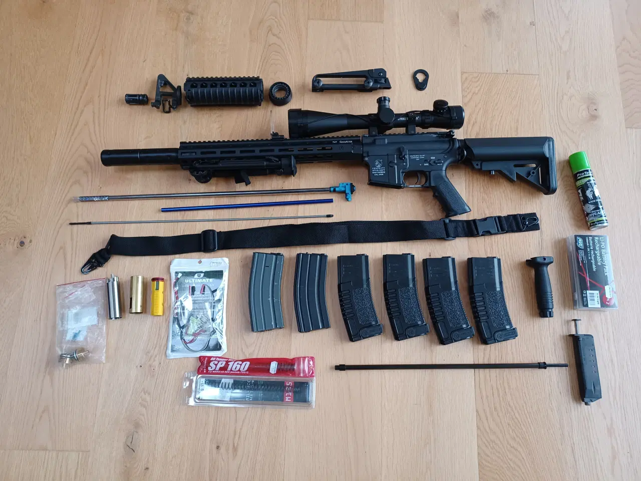 Billede 2 - Ombygget Classic Army M4A1 + masser af reservedele