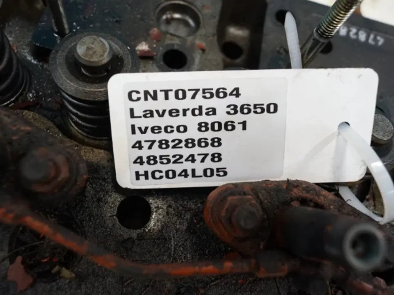 Billede 22 - Iveco 8061 SI05 Cylinderhoved 4852478