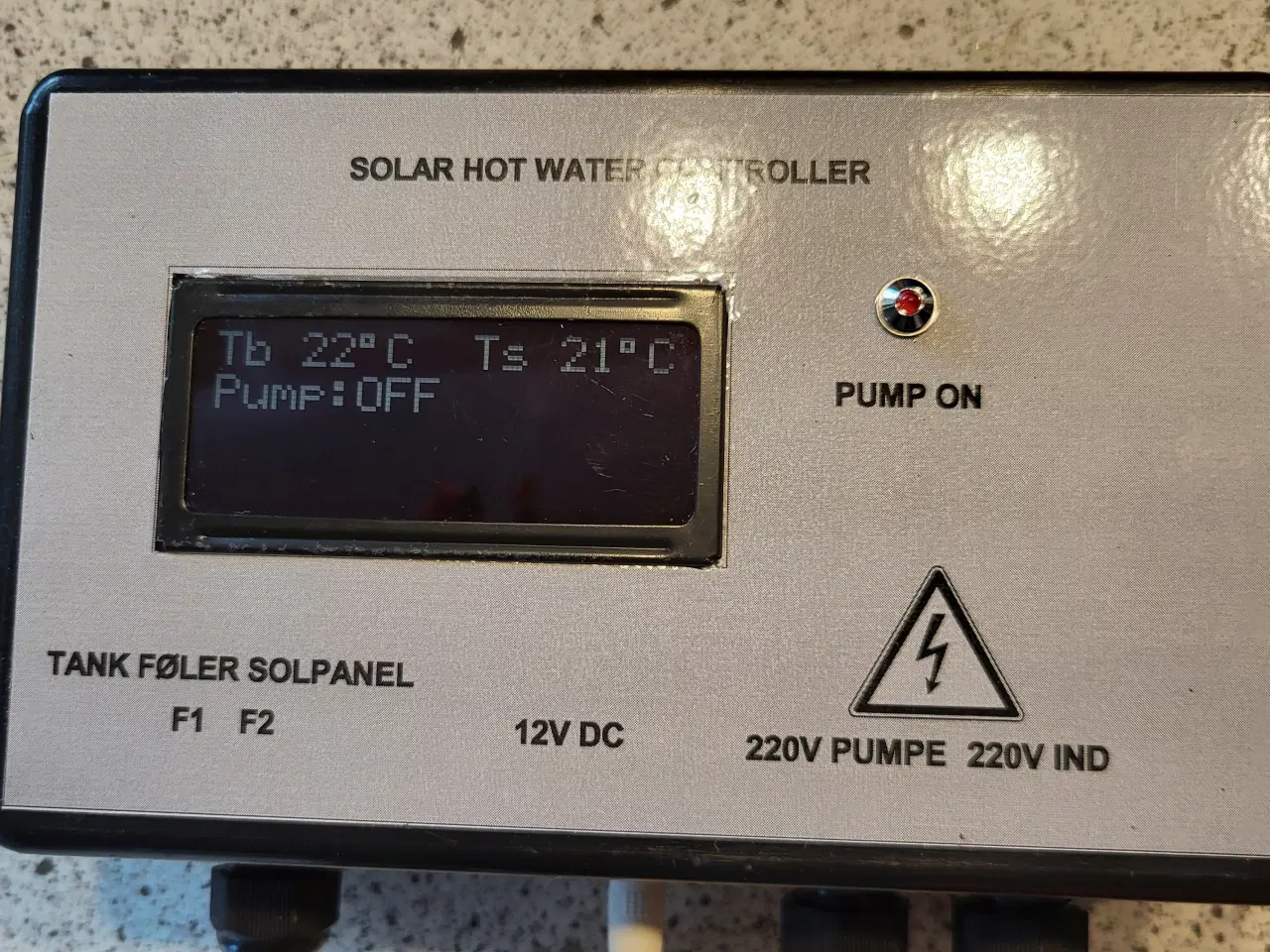 Billede 1 - Elektronisk computer styret solvarme styring