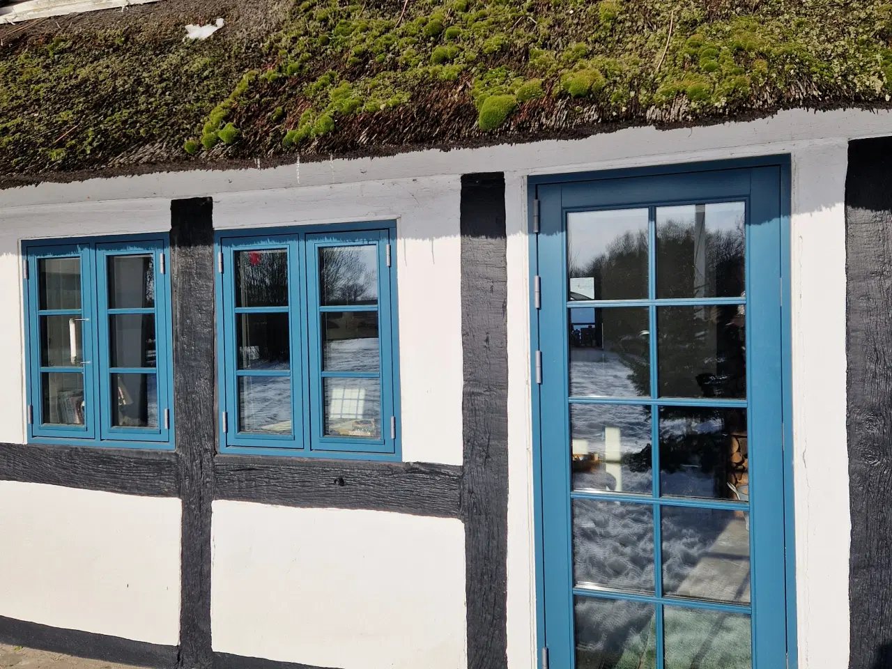 Billede 1 - Bondehusvinduer og døre kan afhentes gratis