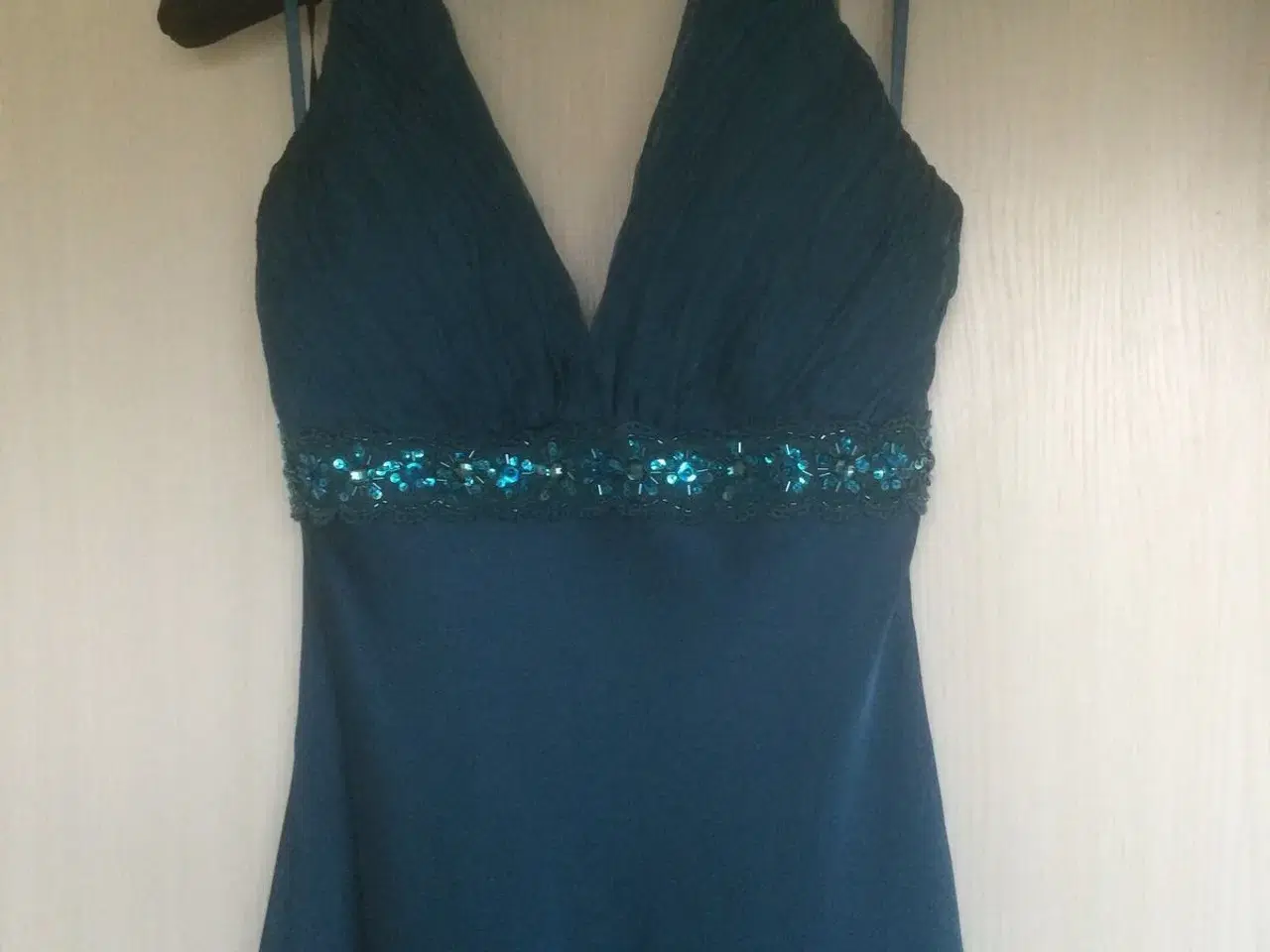 Billede 1 - galla kjole i mørk blå