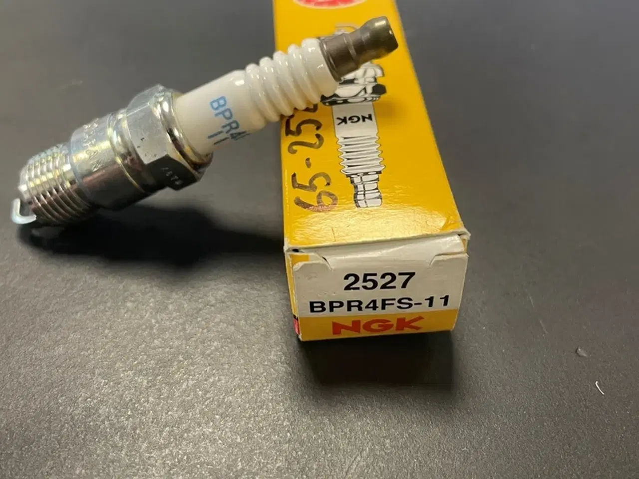 Billede 1 - Tændrør BPR4FS-11