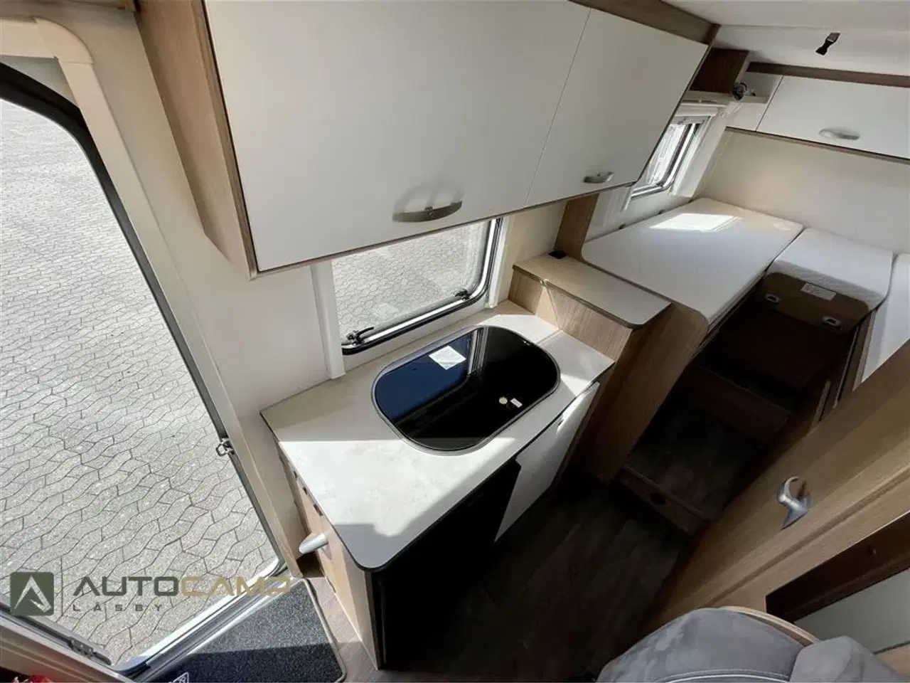 Billede 6 - 2022 - Carado V337 Edition 15