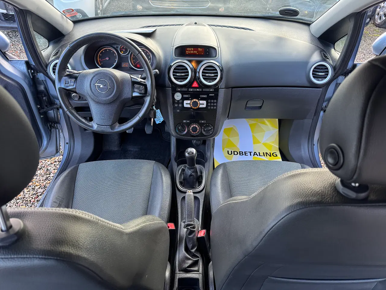 Billede 9 - Opel Corsa Nysyn Lav km Meget Pæn