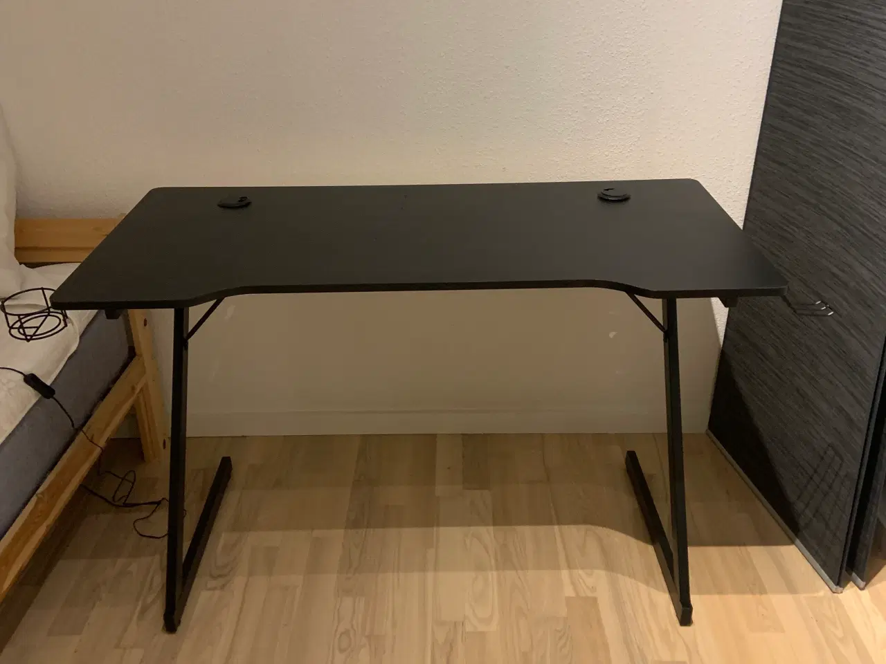Billede 1 - Gamer skrivebord