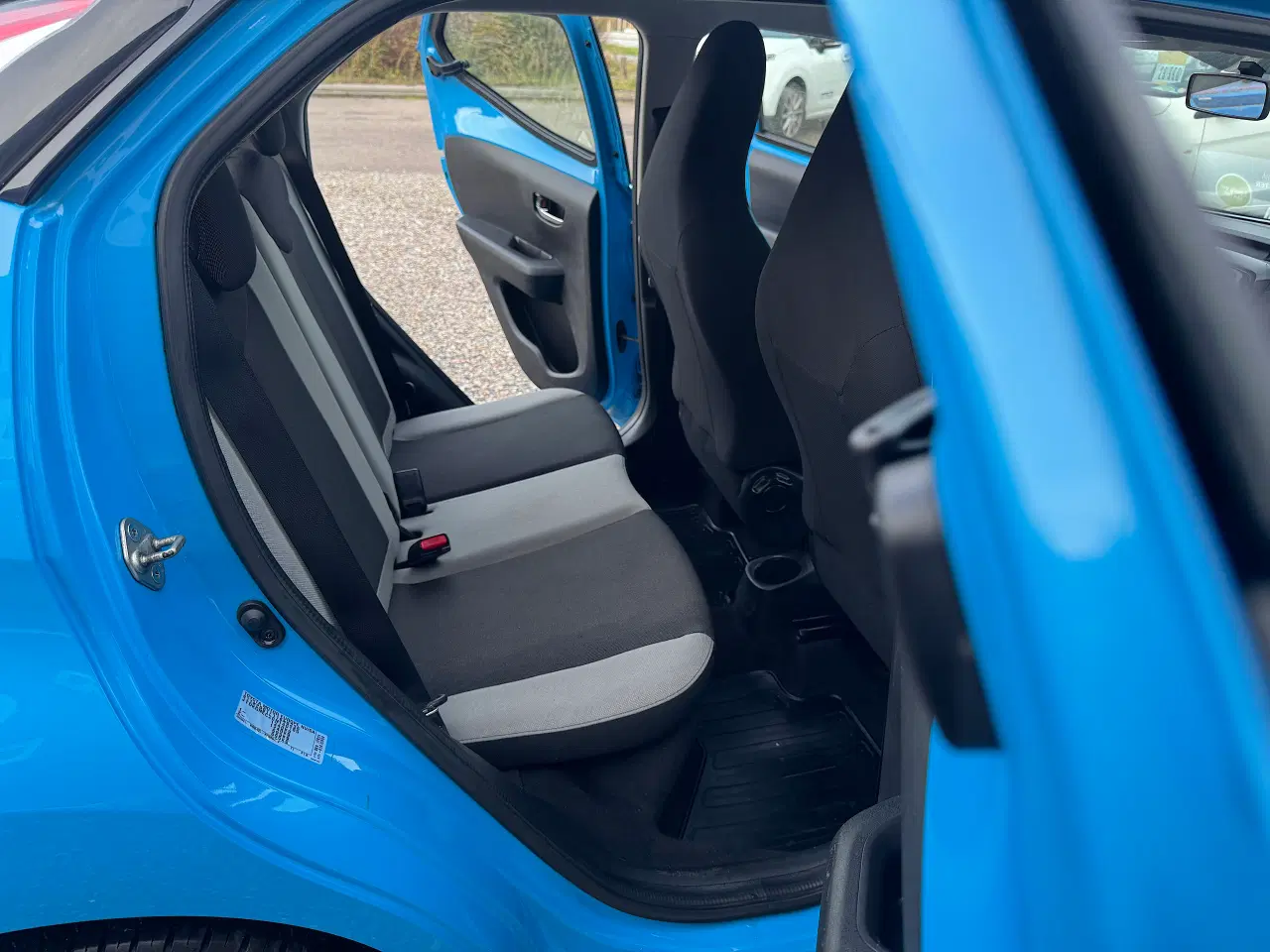 Billede 13 - Toyota Aygo X-City Nysyn meget Pæn og velholdt