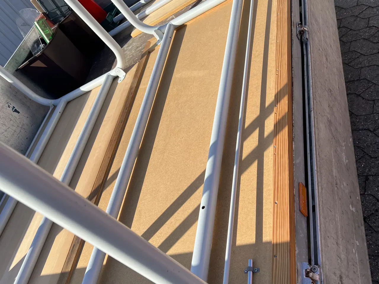 Billede 4 - skrive-/ tegneborde - fra Randers Møbler