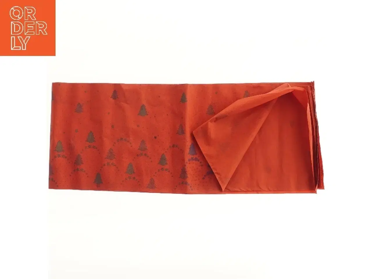 Billede 2 - Juledug med trær og stjerner (str. 116x158 cm)