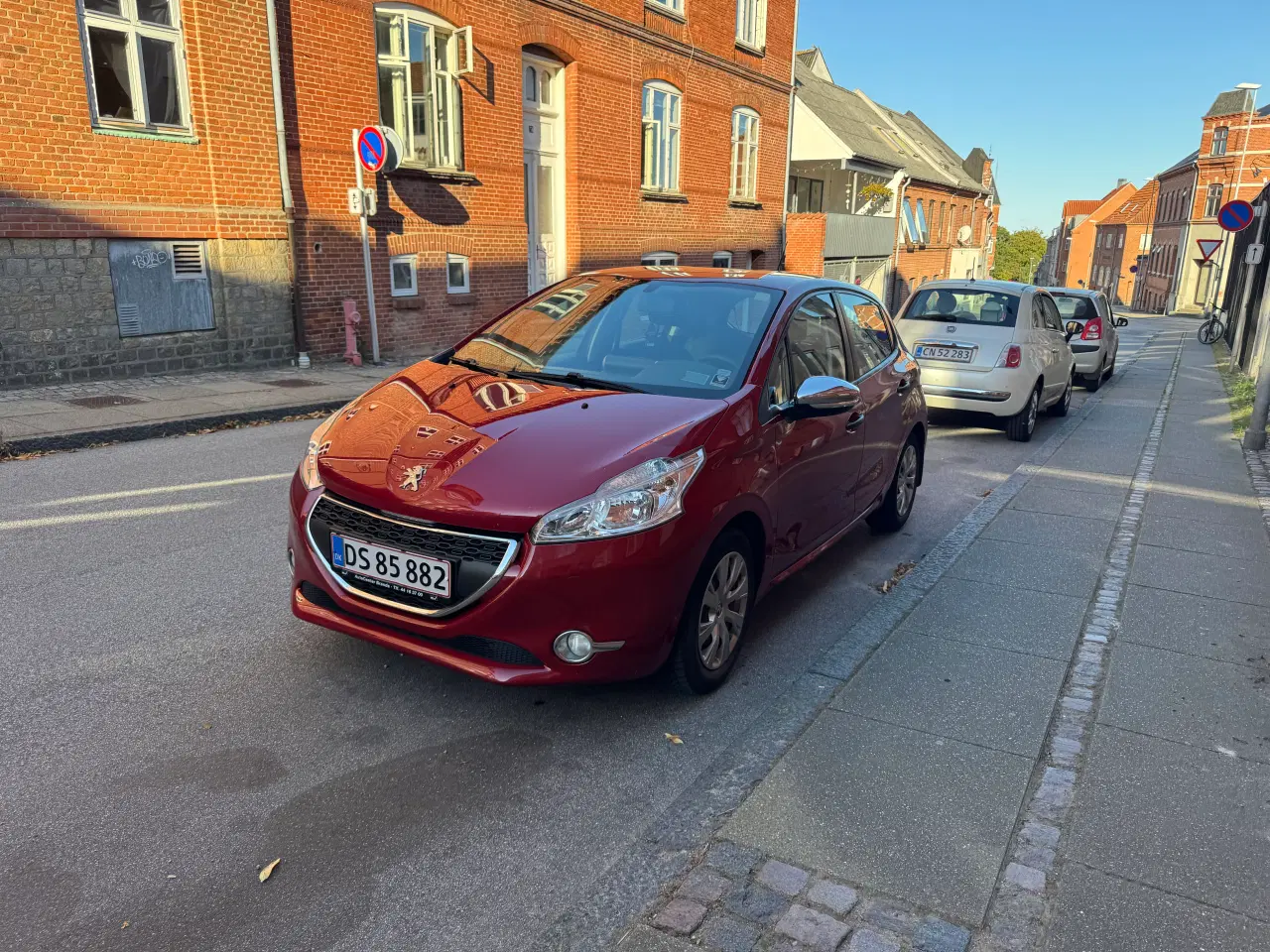Billede 2 - 🚗 Peugeot 208 VTi 1.0 – 2015 – Økonomisk & Velhol