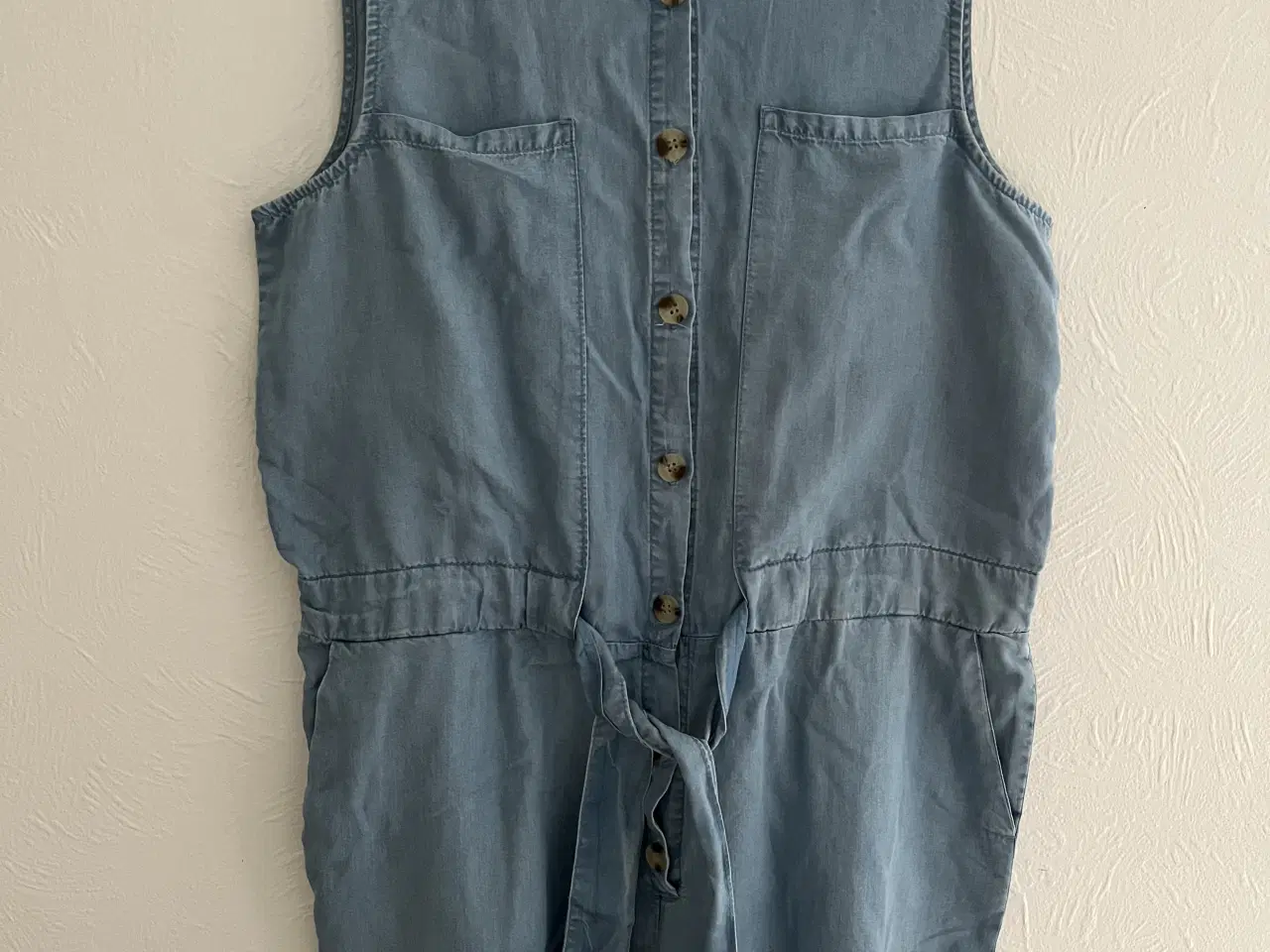 Billede 4 - HELT NY - ONLY shortsdragt str. XL