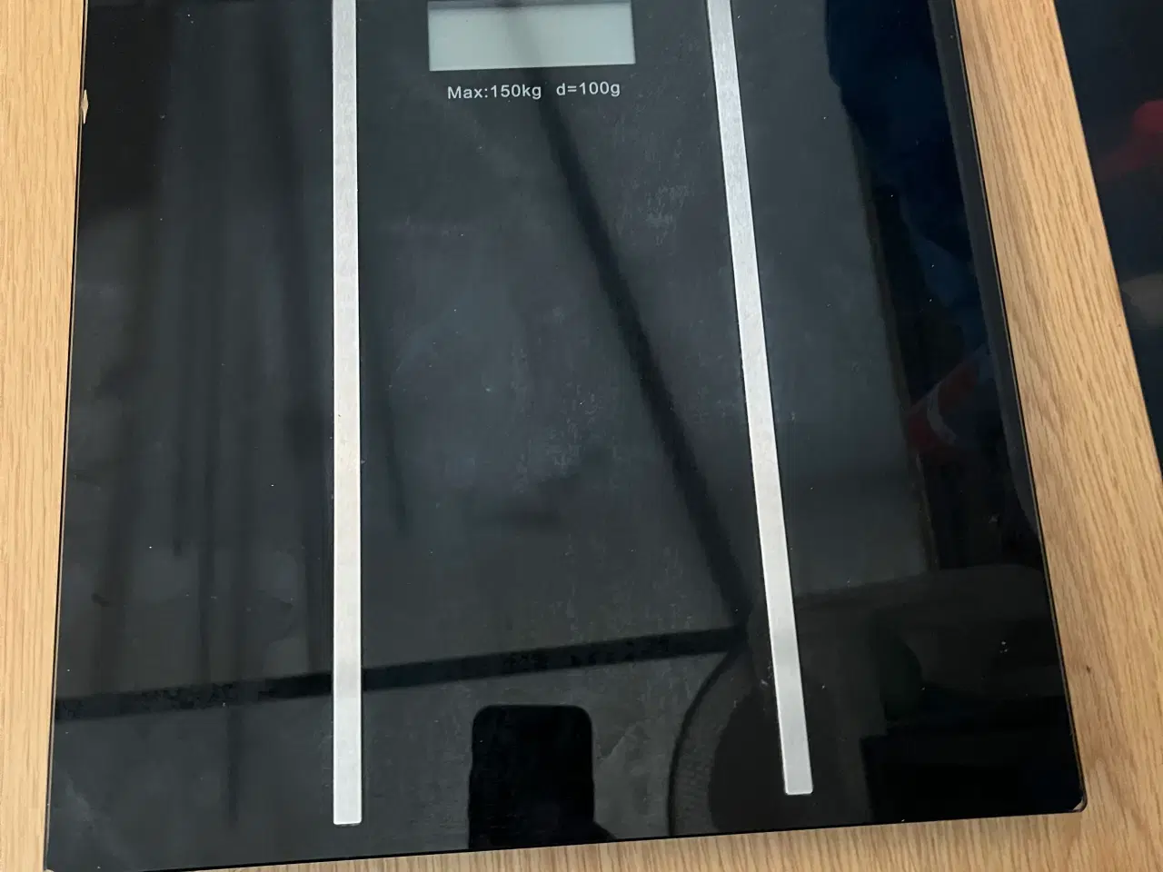 Billede 7 - Billeder, hundeskåle, trækasse, hylde til bad. 