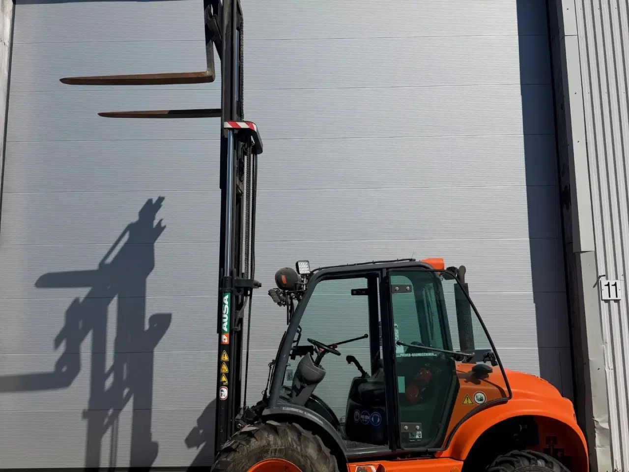 Billede 3 - AUSA 2,5 Ton 4x4 Terrængående diesel truck.