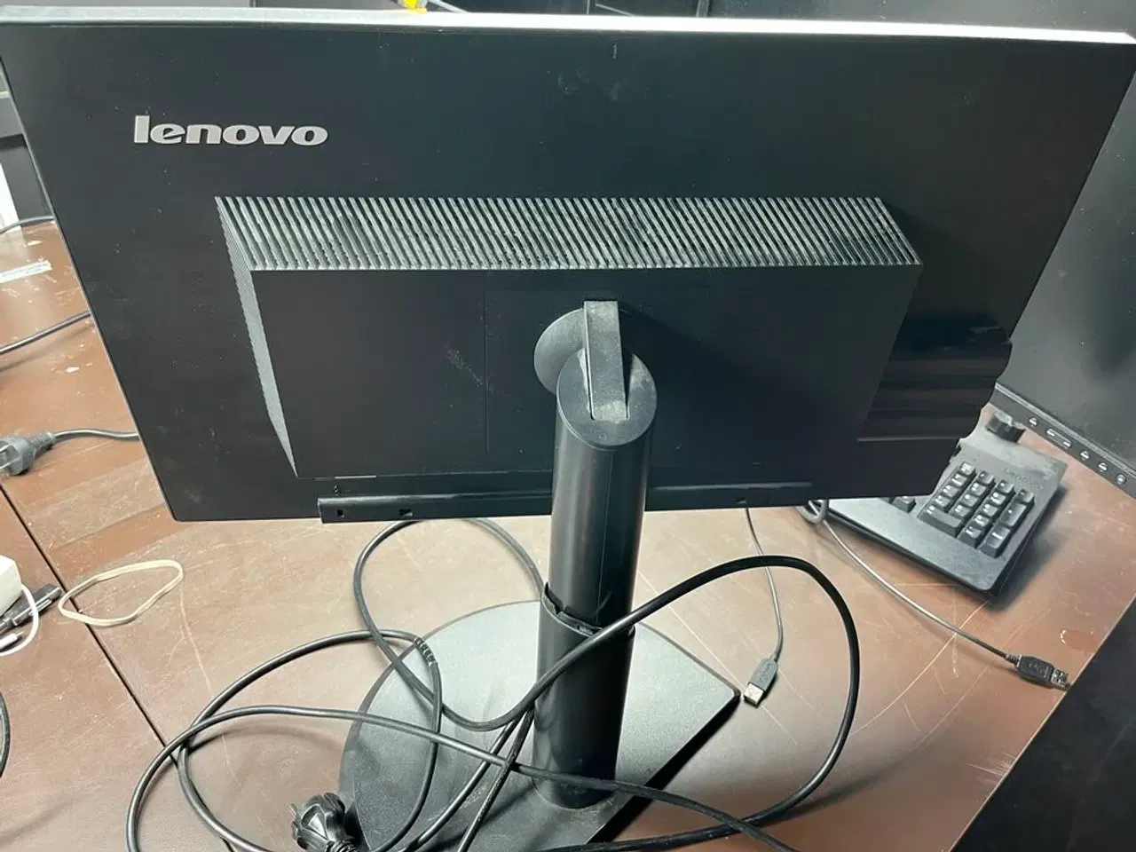 Billede 6 - 2 stk. 23" PC Skærm LENOVO, MEDION