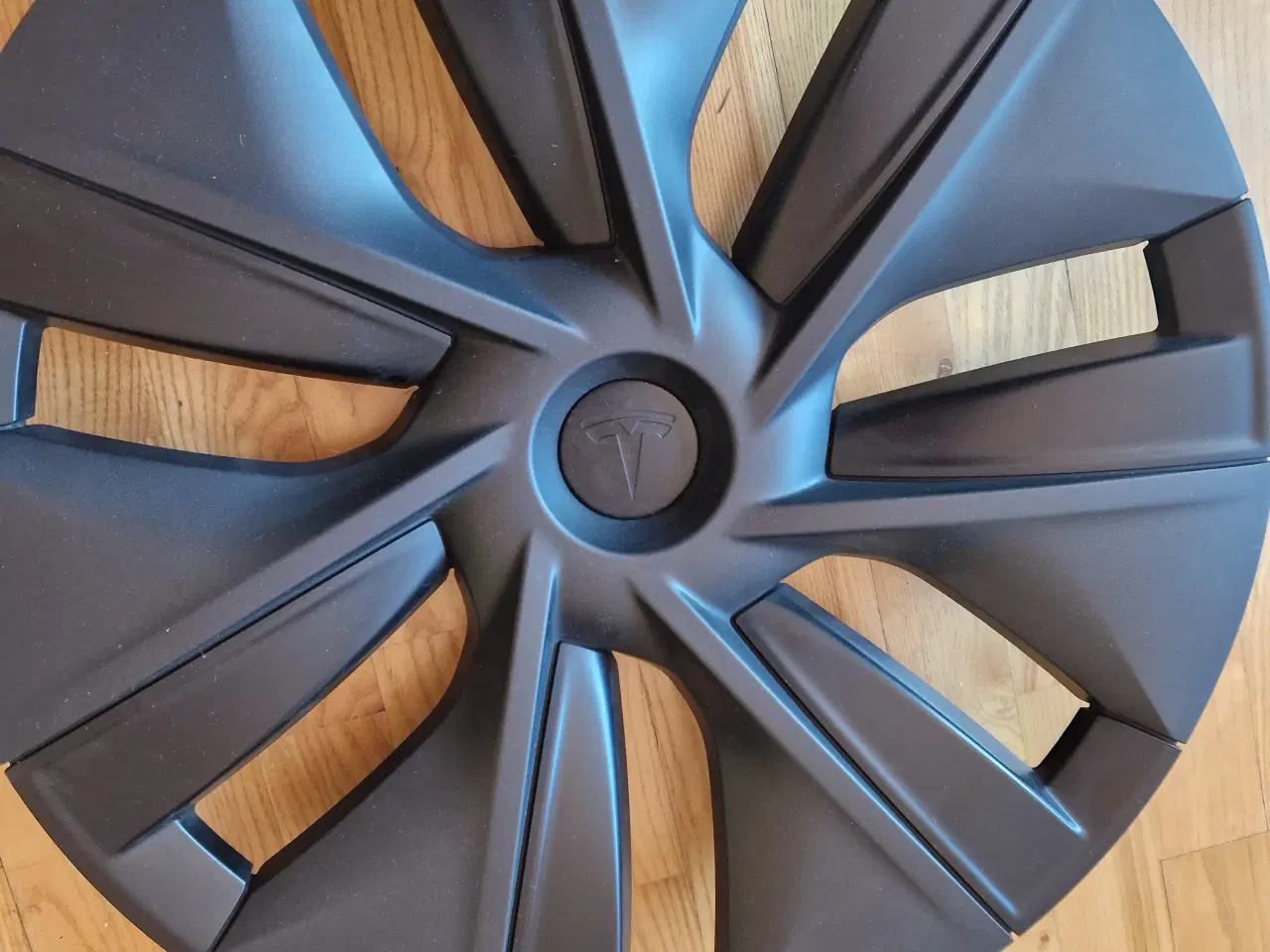 Billede 1 - Hjulkapsler Tesla Y 19 tommer