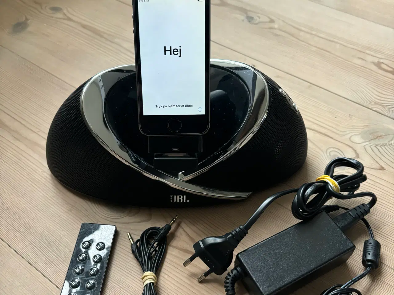 Billede 1 - JBL højttaler med iPhone 5s