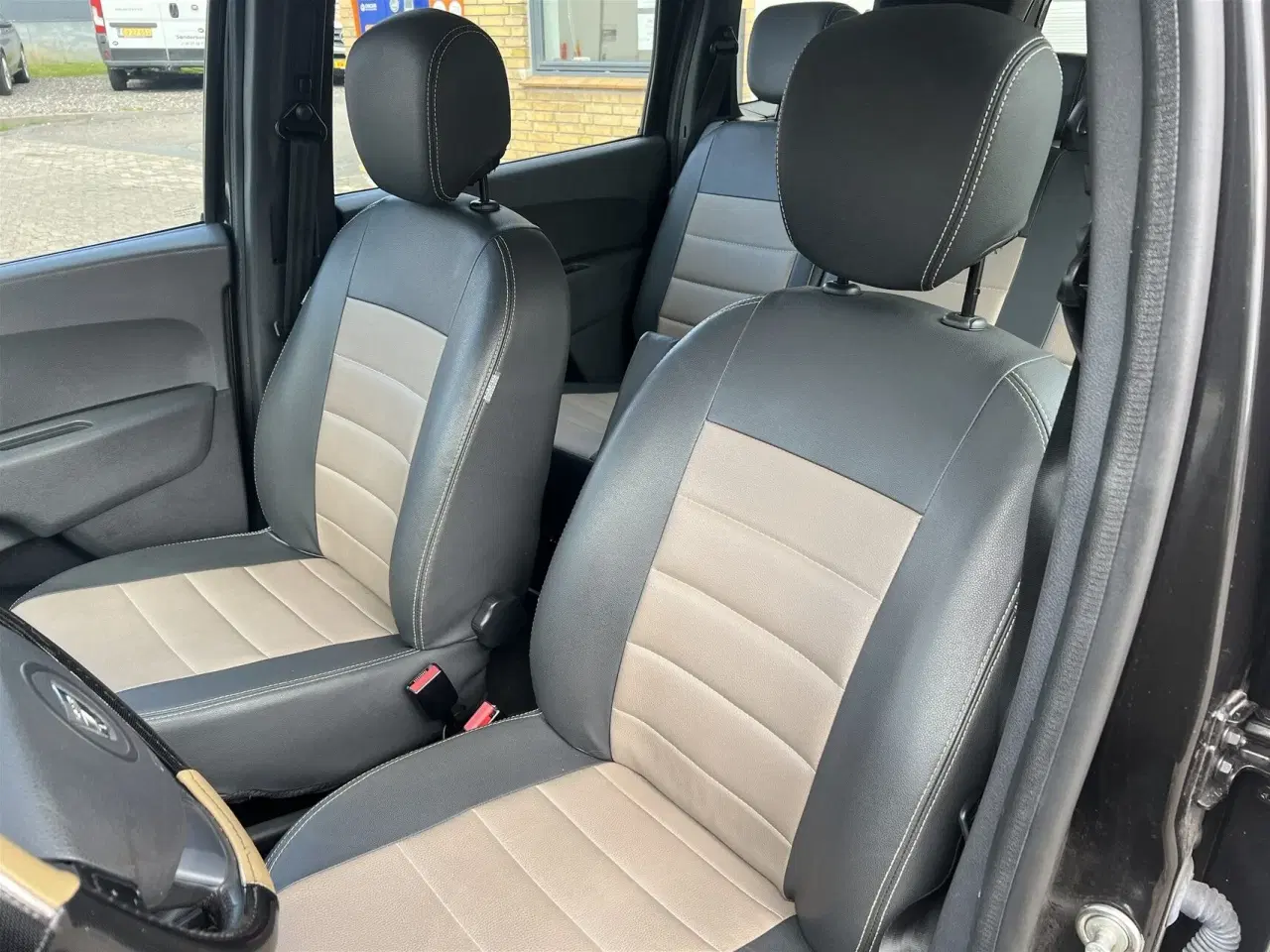 Billede 11 - Dacia Lodgy 7 Sæder 1,5 DCi Stepway Prestige Start/Stop 90HK