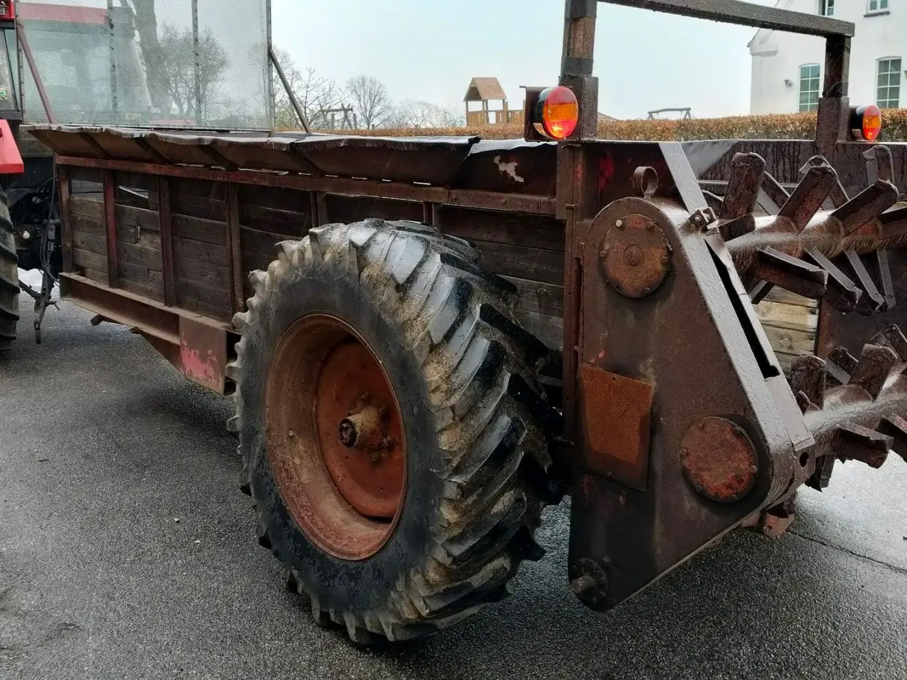 Billede 8 - Uggerby Staldgødningsspreder