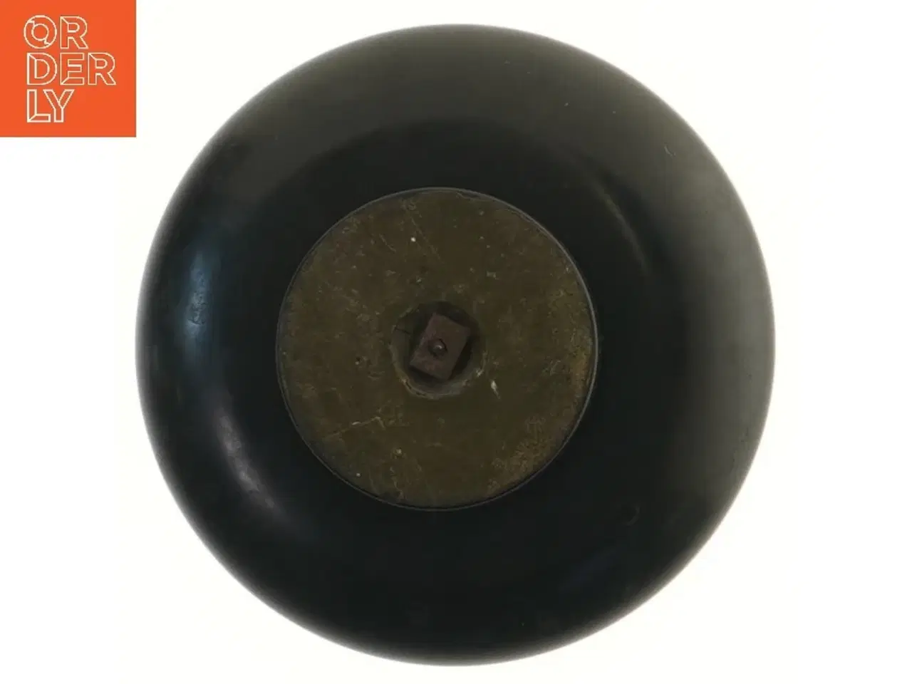 Billede 2 - Dekorativ skål med relief (str. Ø 15 cm)