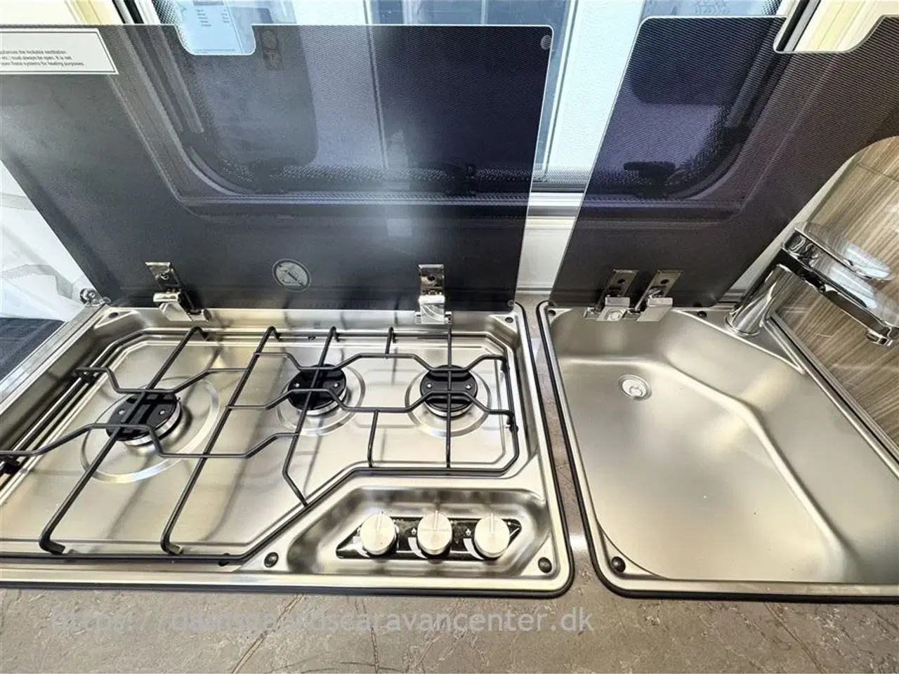 Billede 14 - 2026 - Fendt Tendenza 465 SFB   Franskseng-Gulvtemp.-ATC-Combi4E-Duo kontrol