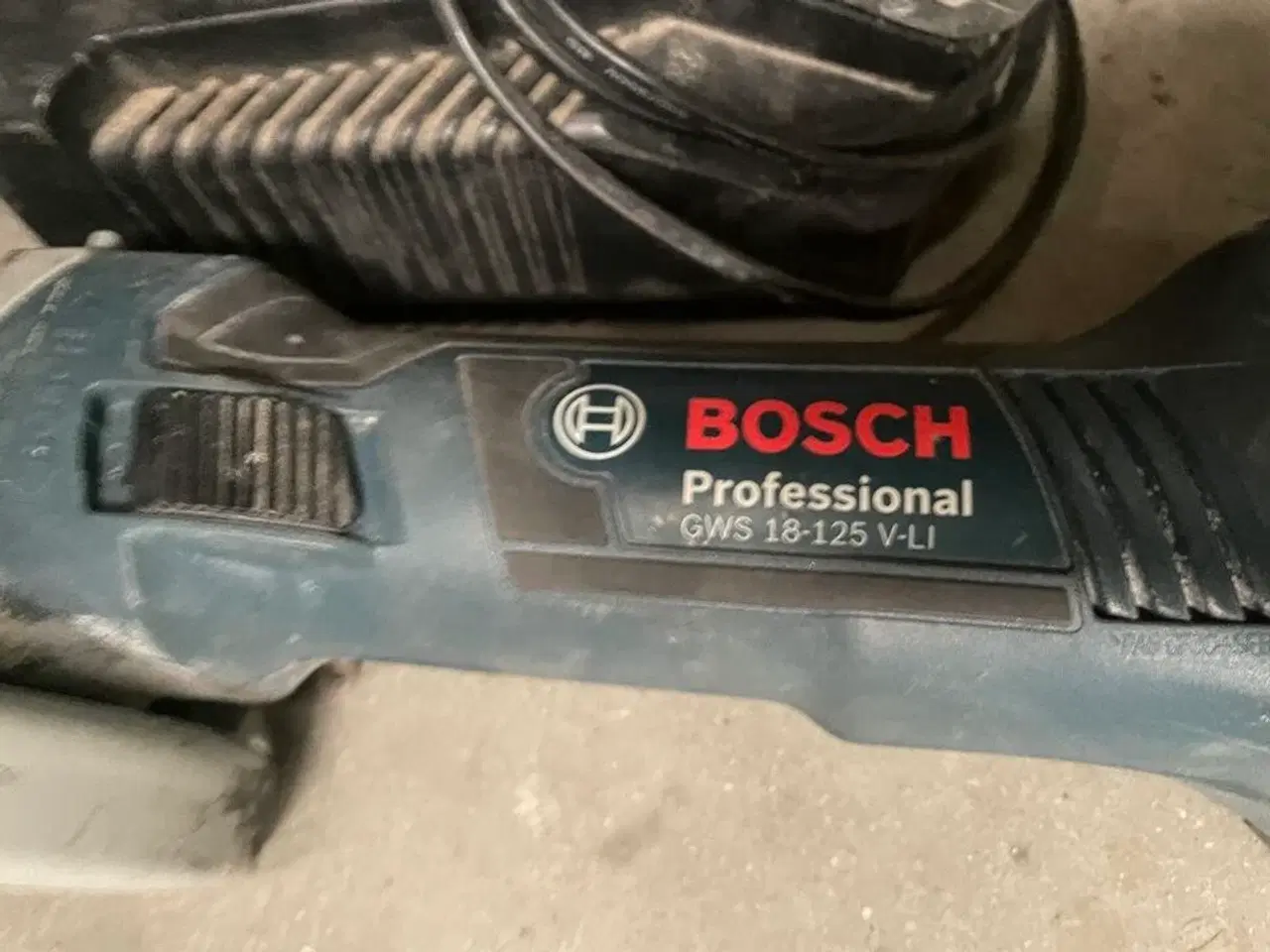Billede 2 - Vinkelsliber BOSCH Med lader og batteri