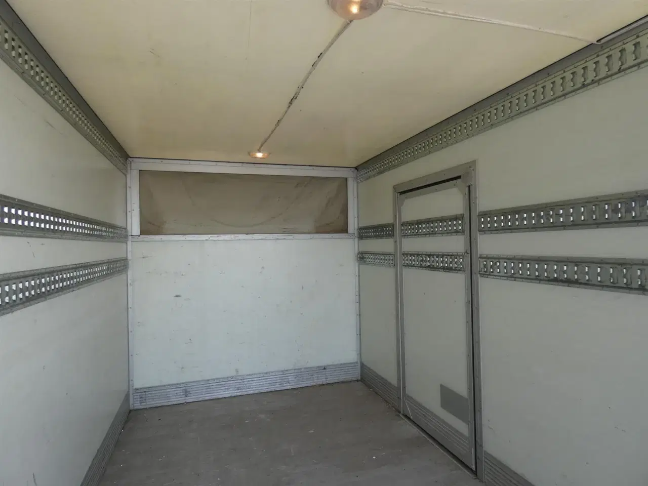 Billede 9 - VW Crafter Brobil 2,5 TDI Alukasse m.lift 163HK Ladv./Chas. Man.