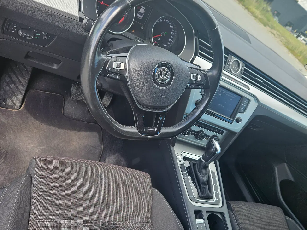 Billede 8 - SKARP PRIS, Perfekt stand VW passat 2.0 tdi 2016 